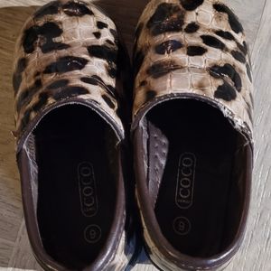 Toddler girls leoperd print clogs
